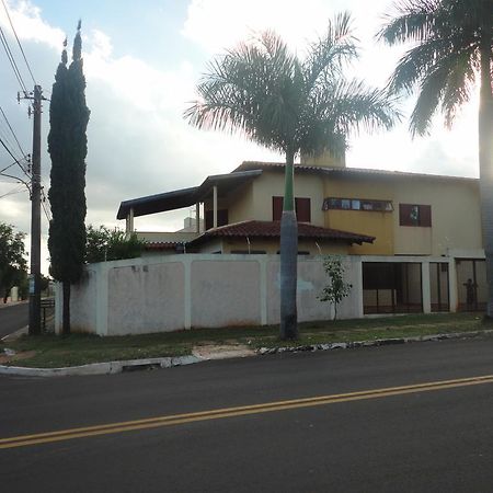 Hostel Casa Amarela Campo Grande  Exterior foto
